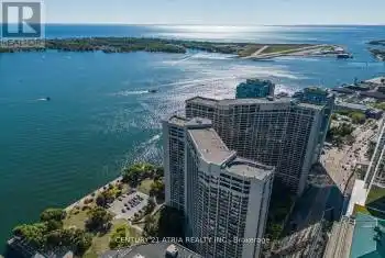 65 Harbour Square Unit# 1401, Toronto (Waterfront Communities), Ontario M5J2L4, 2 Bedrooms Bedrooms, ,2 BathroomsBathrooms,Condo,For Sale,Harbour,C9235383