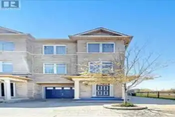 7035 Rexwood Road Unit# 2, Mississauga (Malton), Ontario L4T4M7, 4 Bedrooms Bedrooms, ,3 BathroomsBathrooms,All Houses,For Sale,Rexwood,W9236023