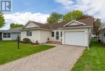 7 Cretney Drive, Prince Edward County (Wellington), Ontario K0K3L0, 2 Bedrooms Bedrooms, ,2 BathroomsBathrooms,All Houses,For Sale,Cretney,X9236391