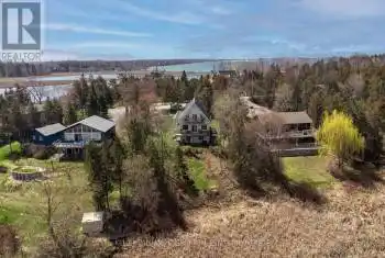 96 Island Road, Prince Edward County (Hallowell), Ontario K0K2T0, 3 Bedrooms Bedrooms, ,3 BathroomsBathrooms,All Houses,For Sale,Island,X9237053