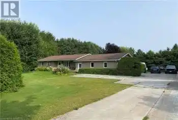 82423 6TH Unit# 082423, Georgian Bluffs, Ontario N4K5N5, 4 Bedrooms Bedrooms, ,3 BathroomsBathrooms,All Houses,For Sale,6TH,40627787