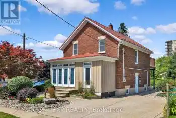 140 Dover St, Cambridge, Ontario N3H 1K6, 3 Bedrooms Bedrooms, 10 Rooms Rooms,3 BathroomsBathrooms,All Houses,Sold,Dover,X9237483