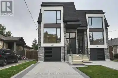 17B Avenue Mississauga Ontario L5H2P9