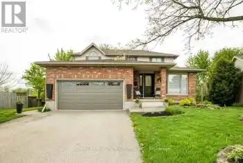 18 Mclachlan Place, Guelph (West Willow Woods), Ontario N1H8K3, 3 Bedrooms Bedrooms, ,3 BathroomsBathrooms,All Houses,For Sale,Mclachlan,X9239845