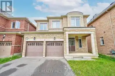 211 Drive Oakville Ontario L6M0T8