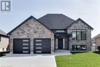 358 MCLEAN Crescent, Port Elgin, Ontario N0H2C3, 5 Bedrooms Bedrooms, ,3 BathroomsBathrooms,All Houses,For Sale,MCLEAN,40629356