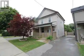 203 Nassau Street, Oshawa (Vanier), Ontario L1J4A6, 2 Bedrooms Bedrooms, ,2 BathroomsBathrooms,All Houses,For Sale,Nassau,E9240093