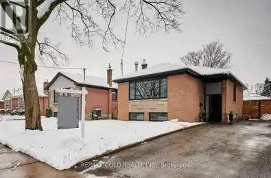 30 Heatherglen Road Toronto (West Humber-Clairville) Ontario M9W4R1