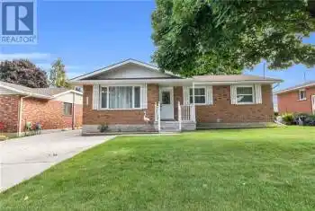 641 21ST Unit# 641, Hanover, Ontario N4N3M2, 4 Bedrooms Bedrooms, ,2 BathroomsBathrooms,All Houses,For Sale,21ST,40630586