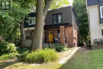 26 East Lynn Avenue, Toronto (Woodbine Corridor), Ontario M4C3W9, 2 Bedrooms Bedrooms, ,1 BathroomBathrooms,All Houses,For Rent,East Lynn,E9244770