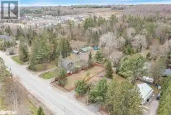 796 MUSKOKA ROAD 3, Huntsville, Ontario P1H1E1, ,Commercial,For Sale,MUSKOKA ROAD 3,40630660