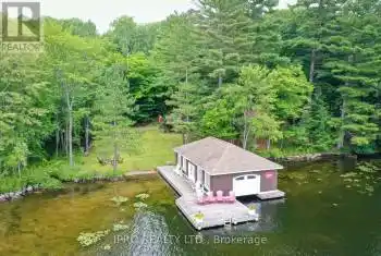 1007 Omineca Road 6 Road, Muskoka Lakes, Ontario P0B1J0, 3 Bedrooms Bedrooms, ,1 BathroomBathrooms,All Houses,For Sale,Omineca Road 6,X9245727