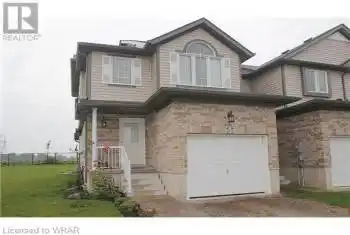 212 WESTMEADOW Drive, Kitchener, Ontario N2N3P9, 3 Bedrooms Bedrooms, ,2 BathroomsBathrooms,All Houses,For Rent,WESTMEADOW,40631081