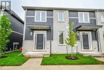 121A MOFFATT Street Unit# 3, St. Catharines (456 - Oakdale), Ontario L2P0G4, 3 Bedrooms Bedrooms, ,3 BathroomsBathrooms,All Houses,For Sale,MOFFATT,X9413261