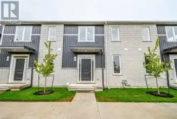 121A MOFFATT Street Unit# 2, St. Catharines (456 - Oakdale), Ontario L2P0E8, 3 Bedrooms Bedrooms, ,2 BathroomsBathrooms,All Houses,For Sale,MOFFATT,X9413251