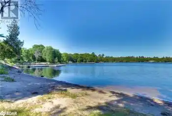 88 CAUSEWAY Road, Port Severn, Ontario L0K1S0, 6 Bedrooms Bedrooms, ,4 BathroomsBathrooms,All Houses,For Sale,CAUSEWAY,40596520