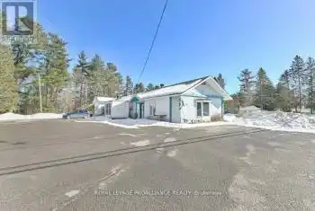 12345 Highway 41, Addington Highlands, Ontario K0H 2G0, 3 Bedrooms Bedrooms, 9 Rooms Rooms,3 BathroomsBathrooms,All Houses,Sold,Highway 41,X9249163