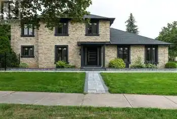 2535 Robin Drive, Mississauga (Sheridan), Ontario L5K2G2, 7 Bedrooms Bedrooms, ,4 BathroomsBathrooms,All Houses,For Sale,Robin,W9249182