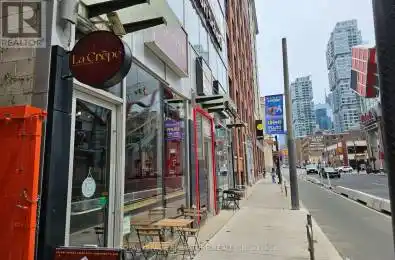 300 Richmond Street Toronto (Waterfront Communities) Ontario M5V1X2