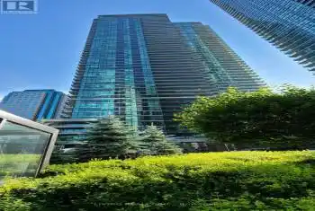 33 Bay Street Unit# 705, Toronto (Waterfront Communities), Ontario M5J2Z3, 1 Bedroom Bedrooms, ,1 BathroomBathrooms,Condo,For Sale,Bay,C9250284