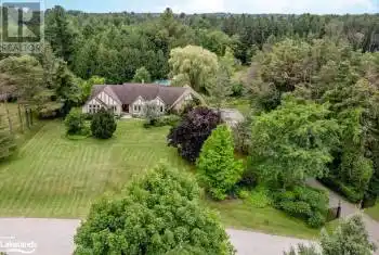 7 PURPLE HILL Lane, Creemore, Ontario L0M1G0, 6 Bedrooms Bedrooms, ,4 BathroomsBathrooms,All Houses,For Sale,PURPLE HILL,40629119