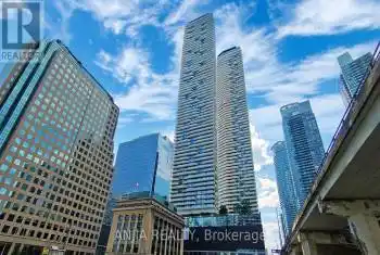 100 Harbour Street Unit# 4106, Toronto (Waterfront Communities), Ontario M5J0B5, 1 Bedroom Bedrooms, ,1 BathroomBathrooms,Condo,For Sale,Harbour,C9045204