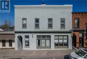 13 MARKET Square, Napanee, Ontario K7R1R3, ,Commercial,For Rent,MARKET,40632597