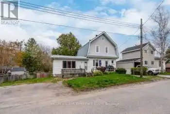 746 Bay Street, Midland, Ontario L4R1M4, 5 Bedrooms Bedrooms, ,2 BathroomsBathrooms,All Houses,For Sale,Bay,S9253949