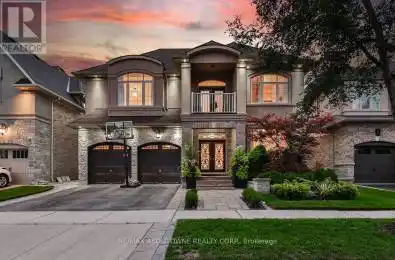 526 Trail Oakville Ontario L6M0N3