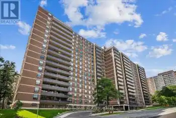 15 La Rose Avenue Unit# 115, Toronto (Humber Heights), Ontario M9P1A7, 3 Bedrooms Bedrooms, ,2 BathroomsBathrooms,Condo,For Sale,La Rose,W9255116