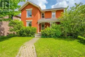 61 CLAIRFIELDS Drive, Guelph, Ontario N1L1L9, 3 Bedrooms Bedrooms, ,3 BathroomsBathrooms,All Houses,For Sale,CLAIRFIELDS,40634027