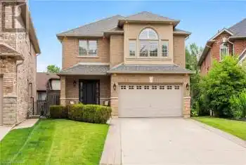 7 COWPER Court, Dundas, Ontario L9H7T3, 3 Bedrooms Bedrooms, ,3 BathroomsBathrooms,All Houses,For Sale,COWPER,40629730