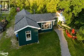 296 HIGH ST, MacTier, Ontario P0C1H0, 3 Bedrooms Bedrooms, ,1 BathroomBathrooms,All Houses,For Sale,HIGH ST,40635162