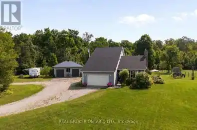 2819 Road Springwater Ontario L0M1T2