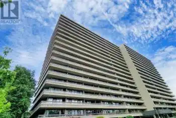 8111 Yonge Street Unit# 1009, Markham (Royal Orchard), Ontario L3T4V9, 3 Bedrooms Bedrooms, ,2 BathroomsBathrooms,Condo,For Sale,Yonge,N9262045