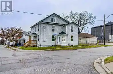 32 Brock Street Oshawa (O'Neill) Ontario L1G1R4