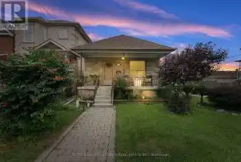 45 Teignmouth Avenue, Toronto (Caledonia-Fairbank), Ontario M6E1S6, 2 Bedrooms Bedrooms, ,2 BathroomsBathrooms,All Houses,For Sale,Teignmouth,W9263697