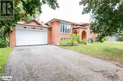 208 Avenue Barrie Ontario L4N4S2