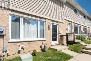 320 Westminster Ave Unit# 80, London, Ontario N6C 5H5, 3 Bedrooms Bedrooms, 12 Rooms Rooms,2 BathroomsBathrooms,All Houses,Sold,Westminster,X9264846