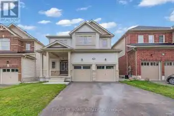 130 McFarlane Crescent, Centre Wellington (Fergus), Ontario N1M0G5, 6 Bedrooms Bedrooms, ,4 BathroomsBathrooms,All Houses,For Sale,McFarlane,X9265797