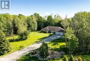 136 ALGONQUIN Drive, Meaford, Ontario N4L0A7, 5 Bedrooms Bedrooms, ,3 BathroomsBathrooms,All Houses,For Sale,ALGONQUIN,40636626