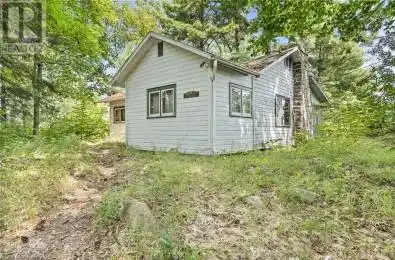 1326 Lane Seeleys Bay Ontario K0H2N0