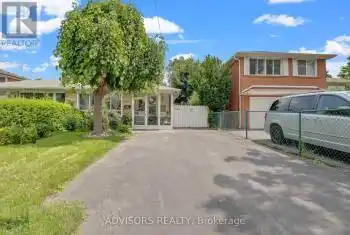 626 Hassall Road, Mississauga (Mississauga Valleys), Ontario L5A2E3, 3 Bedrooms Bedrooms, ,3 BathroomsBathrooms,All Houses,For Sale,Hassall,W9270208