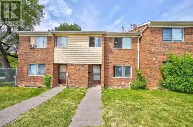 2012 Avenue Unit TH102 Toronto Ontario M3N1A2