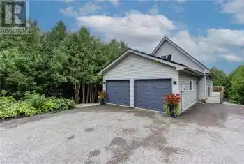 211798 BASELINE Road, West Grey, Ontario N0G2L0, 4 Bedrooms Bedrooms, ,3 BathroomsBathrooms,All Houses,For Sale,BASELINE,40638514