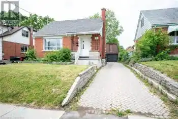 301 HIGHLAND Road, Kitchener, Ontario N2M3W6, 4 Bedrooms Bedrooms, ,2 BathroomsBathrooms,All Houses,For Sale,HIGHLAND,40639476