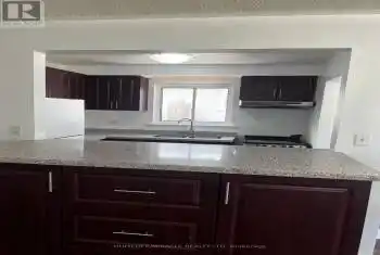 3453 Oakglade Crescent Unit# #Main, Mississauga (Erindale), Ontario L5C1X4, 3 Bedrooms Bedrooms, ,1 BathroomBathrooms,All Houses,For Rent,Oakglade,W9282746