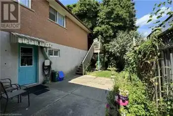 408 ERB Street Unit# 2, Waterloo, Ontario N2L1W8, 2 Bedrooms Bedrooms, ,1 BathroomBathrooms,All Houses,For Rent,ERB,40638890