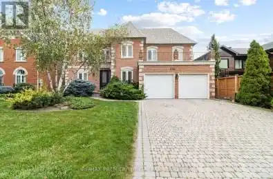 154 Avenue Vaughan Ontario L4L8H7