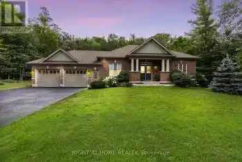 47 Diamond Valley Drive, Oro-Medonte (Sugarbush), Ontario L0L2E0, 4 Bedrooms Bedrooms, ,3 BathroomsBathrooms,All Houses,For Sale,Diamond Valley,S9294087